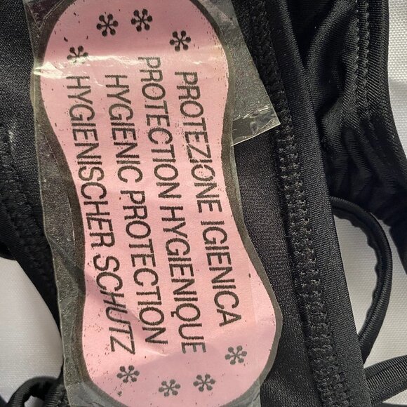 Black Sexy Two Piece Bikini Bathing Suit. 4/9/22 - Picture 11 of 15